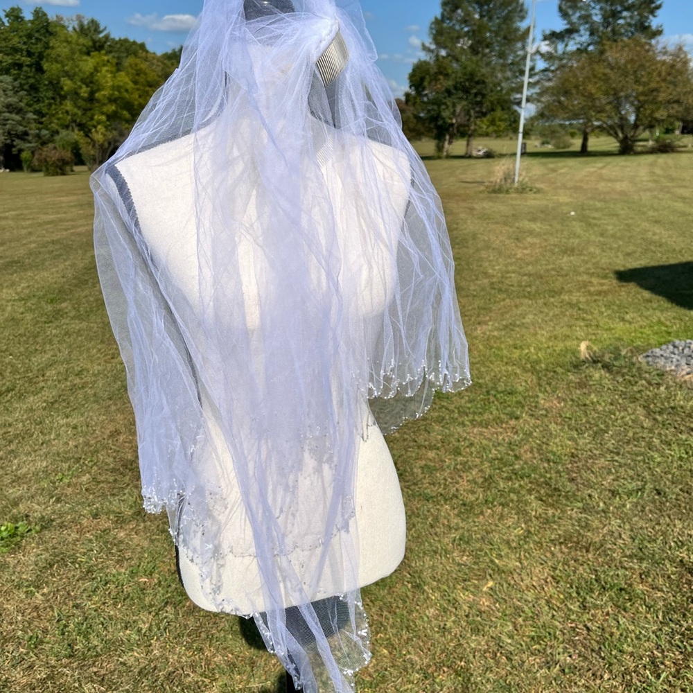 Wedding veil, used once great condition white